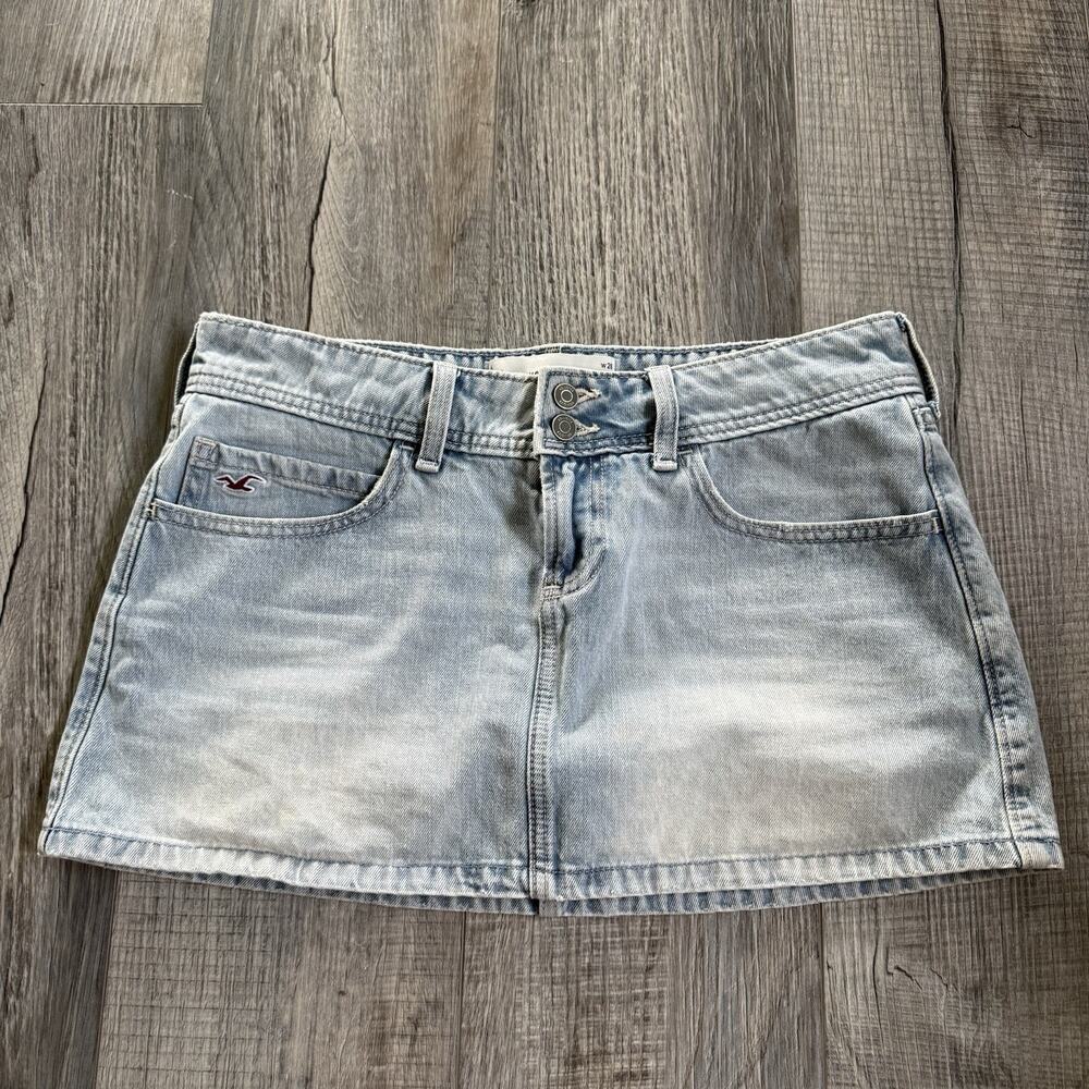 Hollister Jean Skirt Women Sz 6 Blue Denim Light Wash Mini Low Rise Shorts Logo